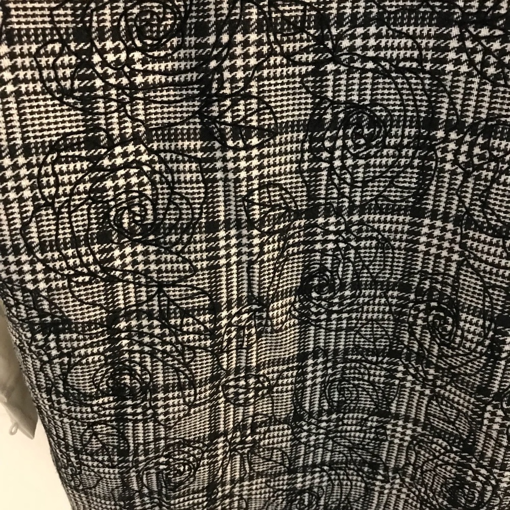 Shirt - Picture 5 of 5